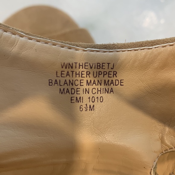 Nine West suede heel w/ankle strap - Picture 9 of 9